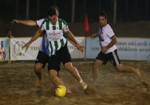 MANAVGATTA PLAJ FUTBOLU HEYECANI BALADI