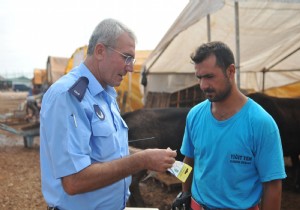 KEPEZ ZABITADAN ESNAFA SAHTE PARA KALEM