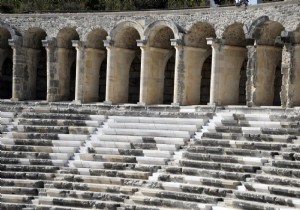 ASPENDOS TA RESTORASYON ELETRLER