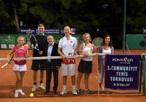 Konyaalt Belediyesi Tenis Turnuvas Balad