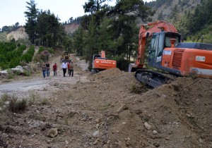 KAޒIN MAHALLELER TOZDAN KURTULUYOR