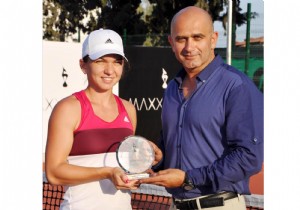 NL TENS SMONA HALEP KEMER DE TATL YAPIYOR