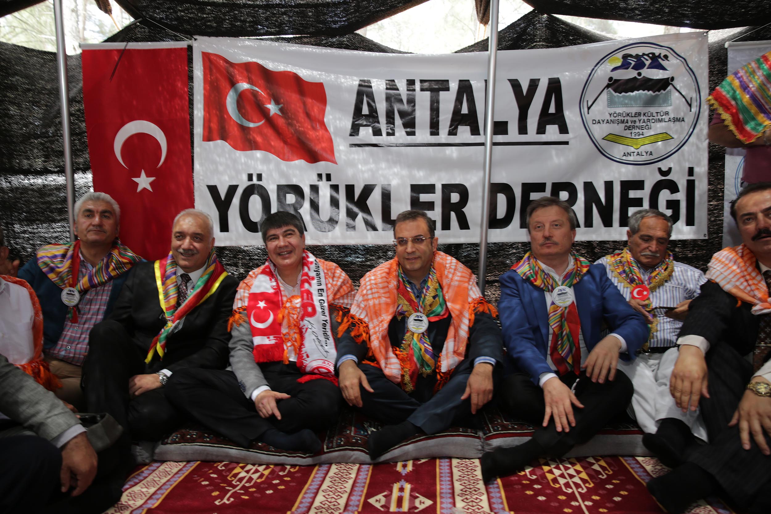 Yörük találkozó Antalyában - Forrás: buyukantalya.com
